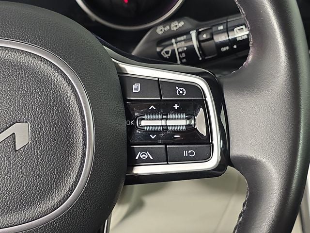 2023 Kia Carnival LX Seat Package