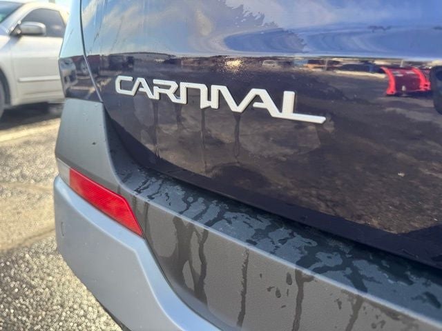 2025 Kia Carnival LXS