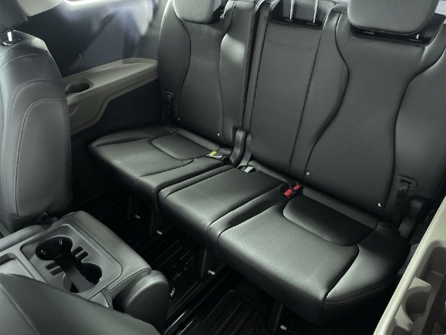 2027 Kia Carnival LXS