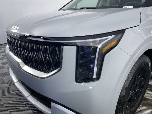 2027 Kia Carnival LXS