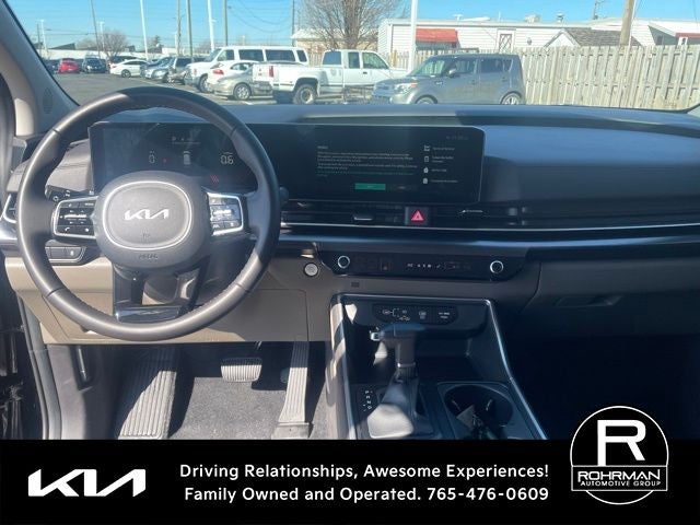 2025 Kia Carnival LXS