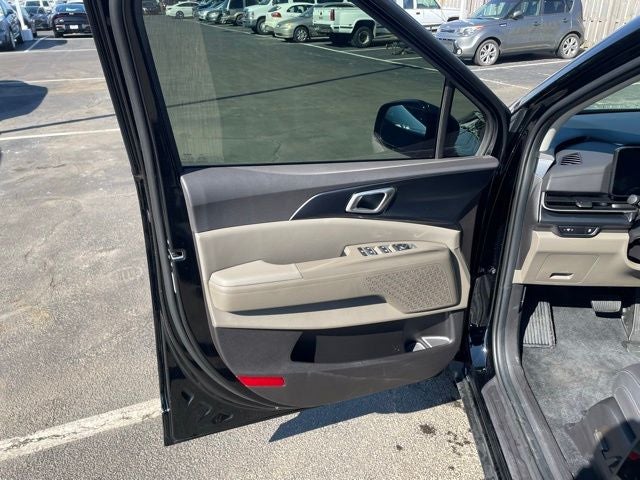 2025 Kia Carnival LXS