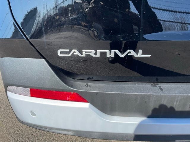 2025 Kia Carnival LXS