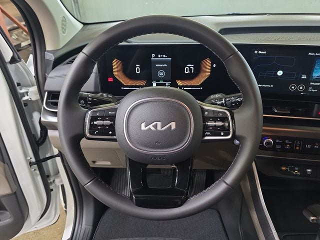 2026 Kia Carnival LX