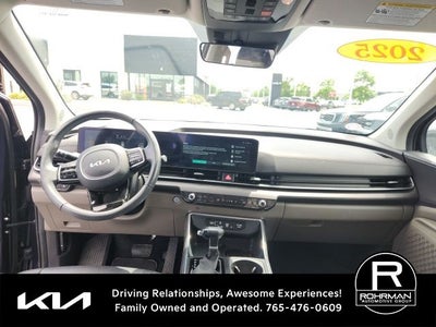 2025 Kia Carnival EX