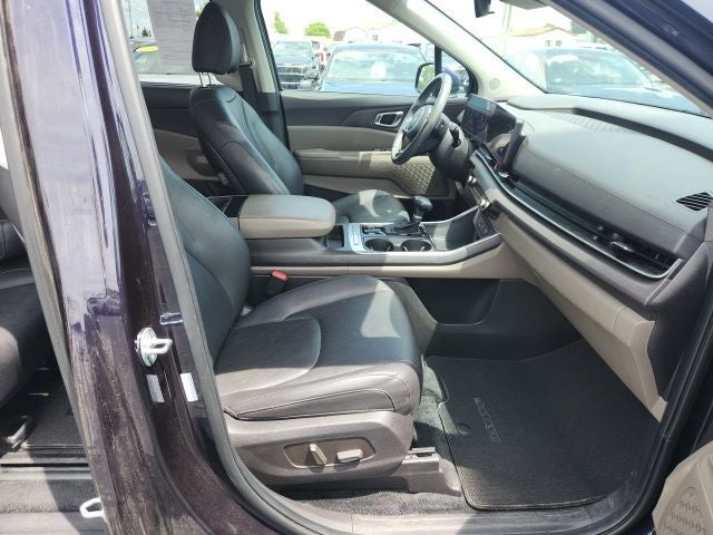 2025 Kia Carnival EX