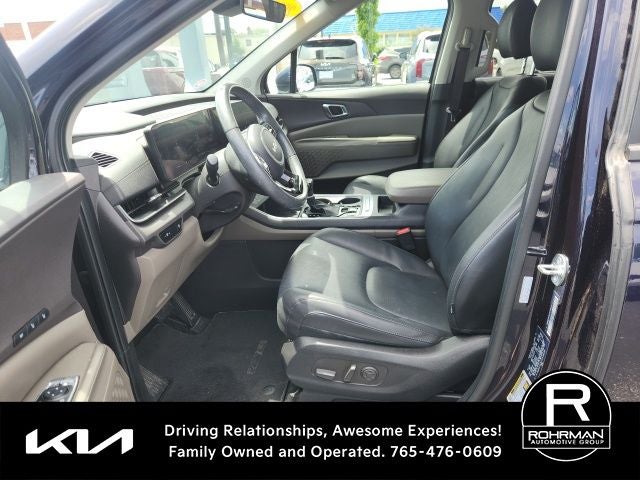 2025 Kia Carnival EX