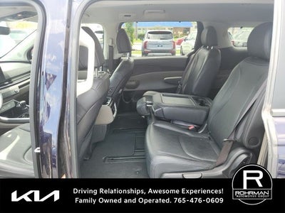2025 Kia Carnival EX