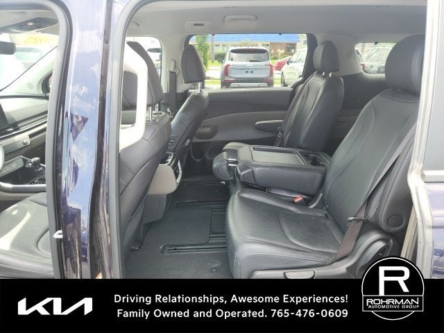 2025 Kia Carnival EX