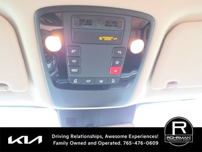 2025 Kia Carnival EX