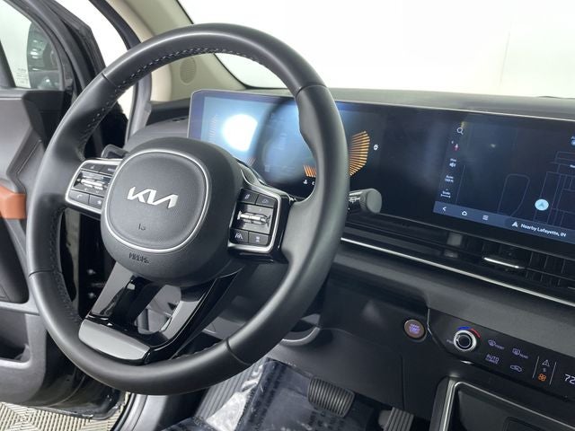 2025 Kia Carnival EX