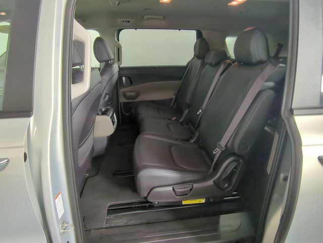 2025 Kia Carnival EX