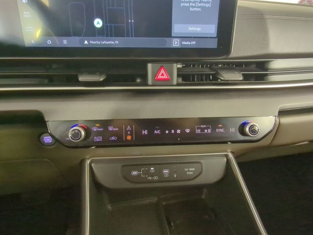 2025 Kia Carnival EX