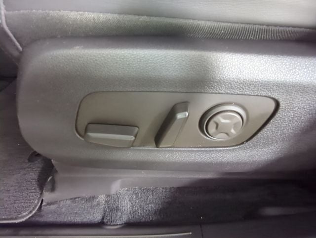 2025 Kia Carnival EX