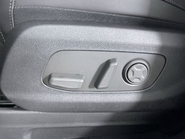 2027 Kia Carnival EX