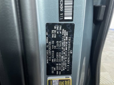 2027 Kia Carnival EX