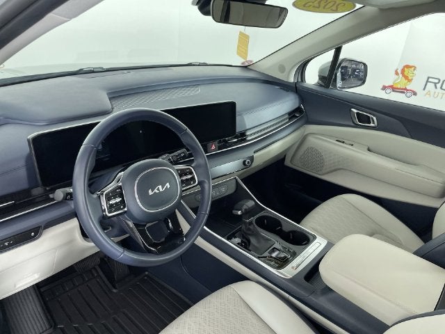 2025 Kia Carnival EX