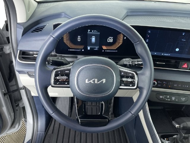 2025 Kia Carnival EX