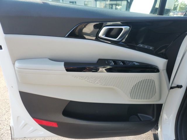 2024 Kia Carnival SX