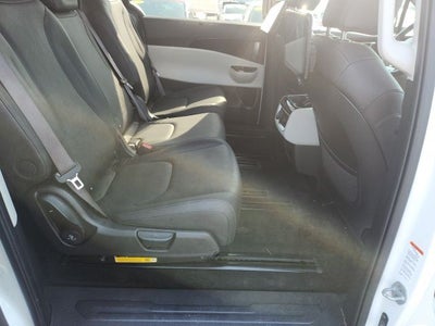 2024 Kia Carnival SX
