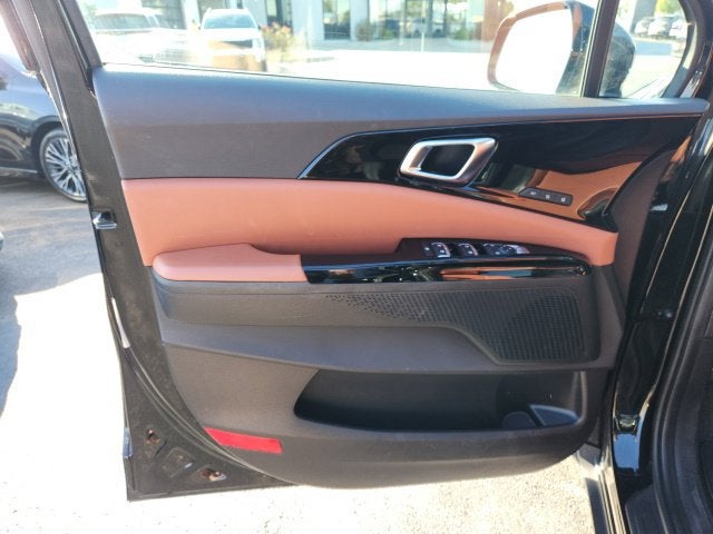 2024 Kia Carnival SX