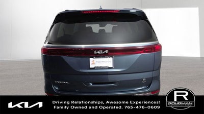 2024 Kia Carnival SX