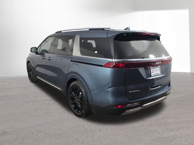2024 Kia Carnival SX