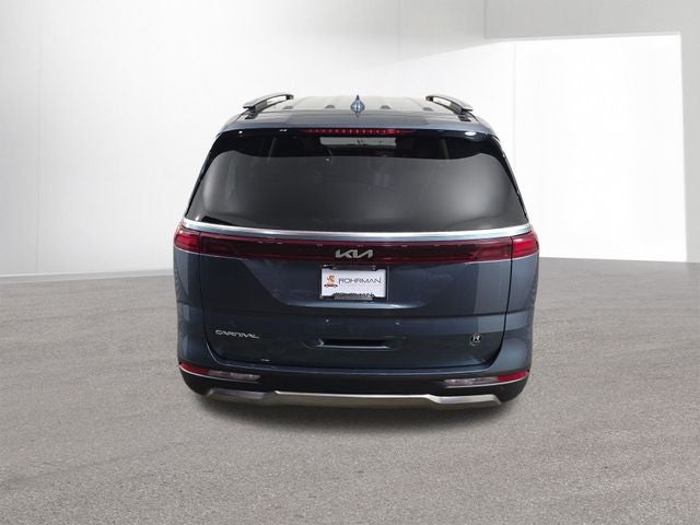 2024 Kia Carnival SX