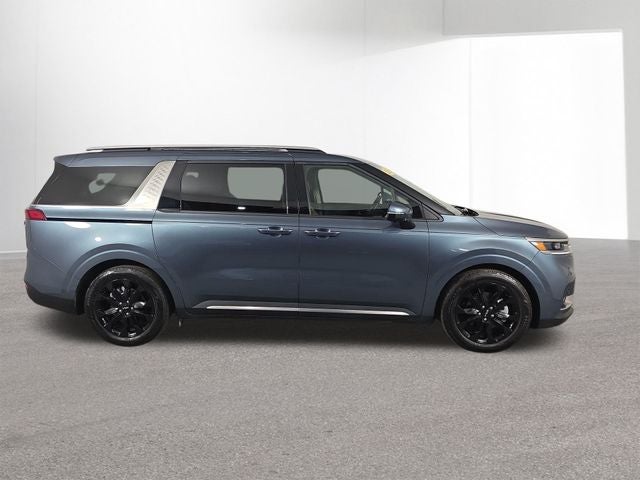 2024 Kia Carnival SX