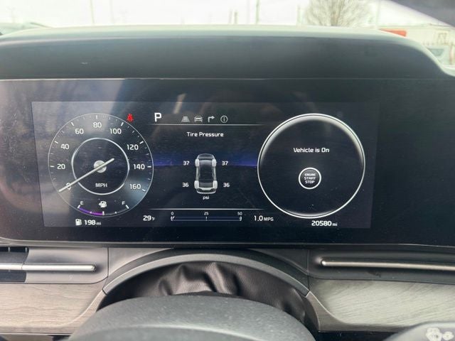 2024 Kia Carnival SX