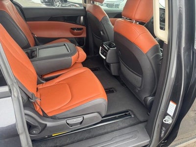 2024 Kia Carnival SX