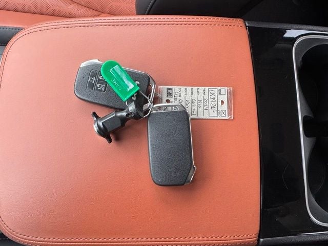 2024 Kia Carnival SX