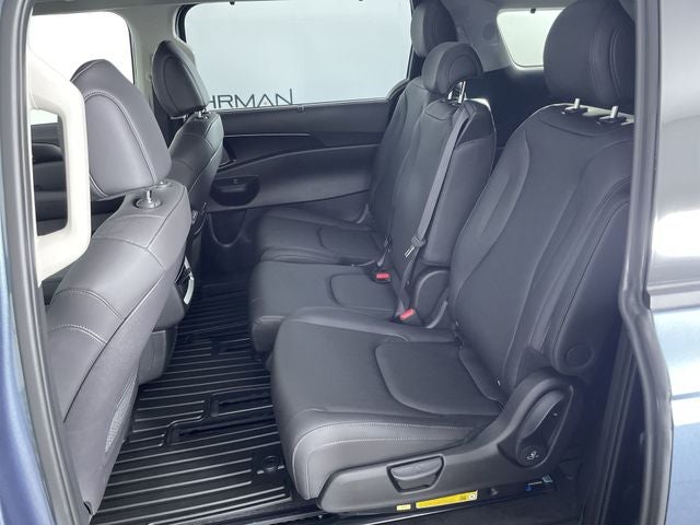 2027 Kia Carnival SX