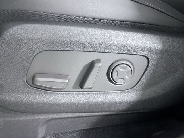 2027 Kia Carnival SX
