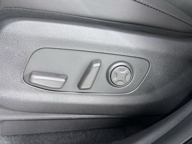 2027 Kia Carnival SX