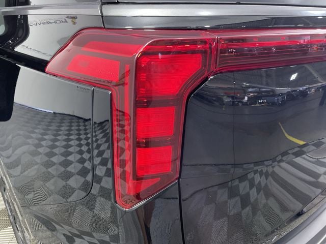 2027 Kia Carnival SX