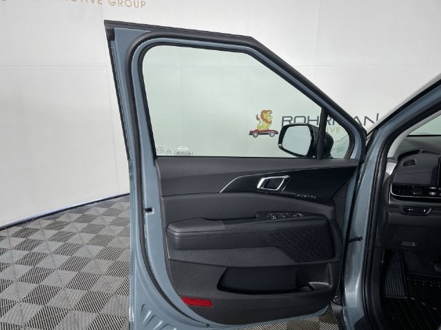 2027 Kia Carnival SX
