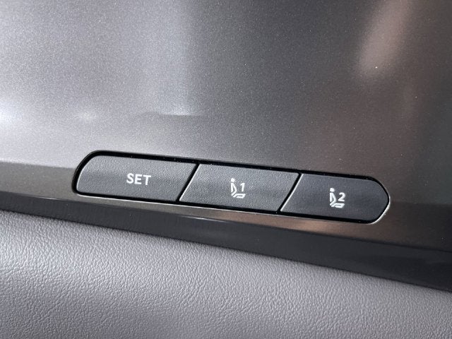 2027 Kia Carnival SX