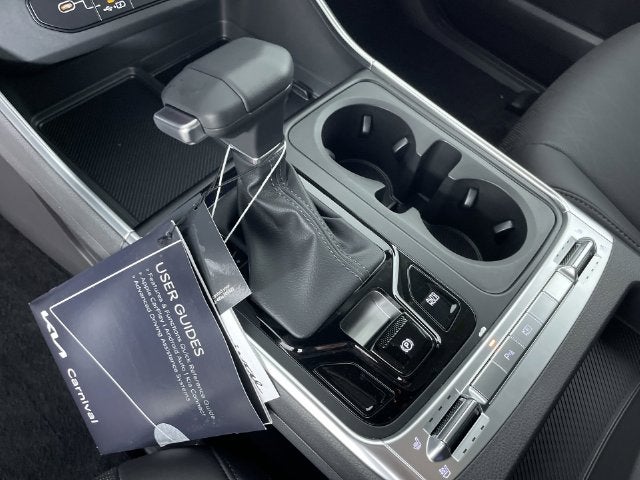 2027 Kia Carnival SX