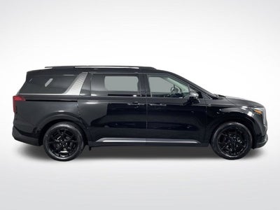 2027 Kia Carnival SX