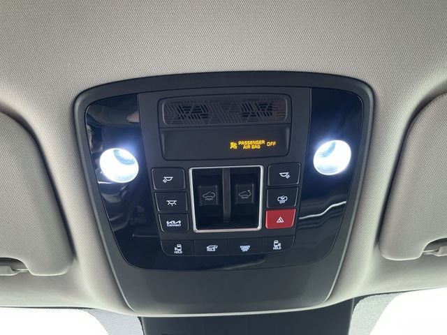 2025 Kia Carnival SX