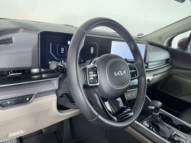 2025 Kia Carnival SX
