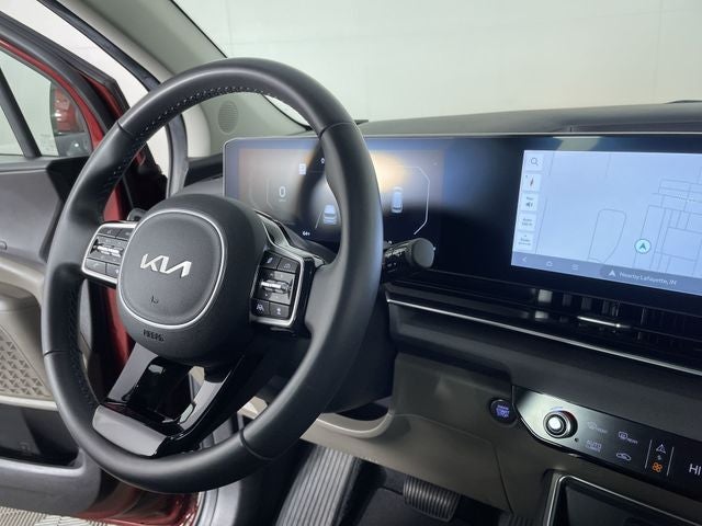2025 Kia Carnival SX