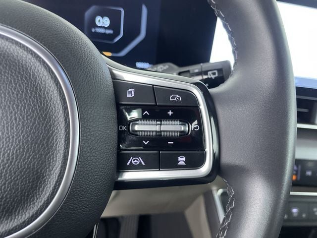 2025 Kia Carnival SX