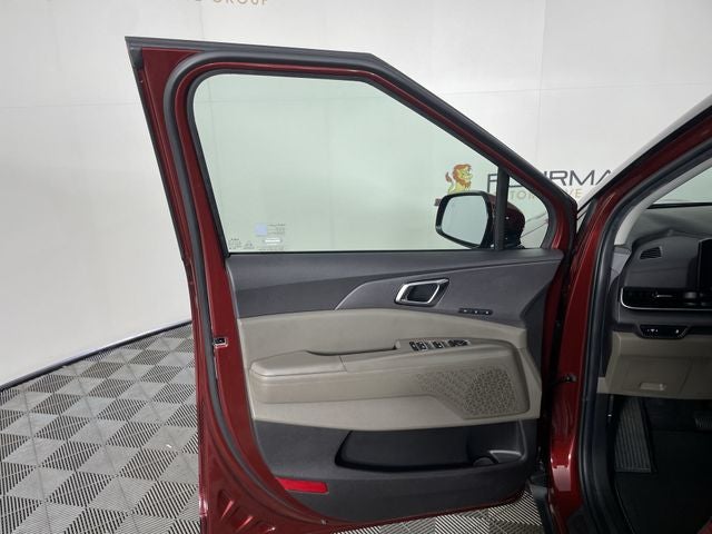 2025 Kia Carnival SX