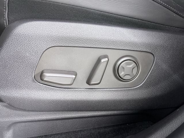 2025 Kia Carnival SX