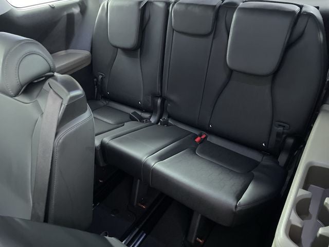 2025 Kia Carnival SX