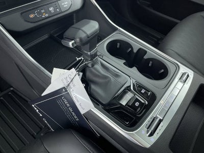 2027 Kia Carnival SX