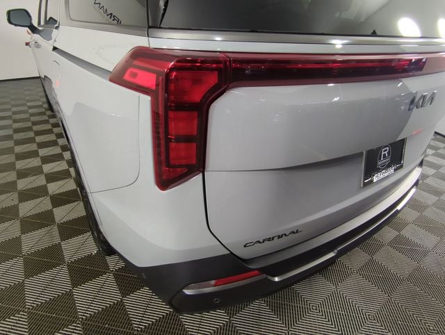 2027 Kia Carnival SX