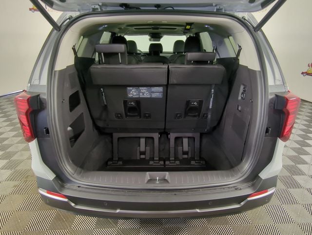 2027 Kia Carnival SX